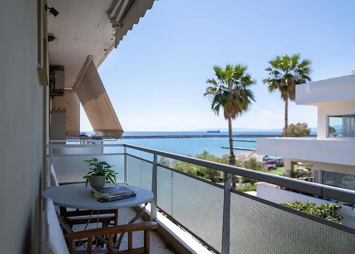 Seaside Escape * 칼라마타